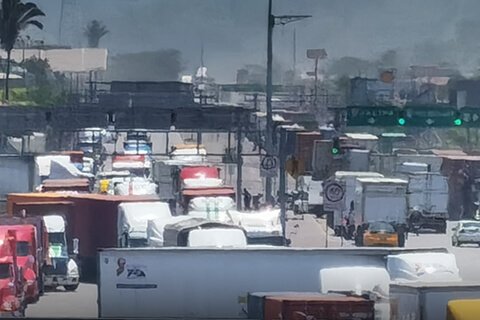 puerto de manzanillo seriamente congestionado (3)