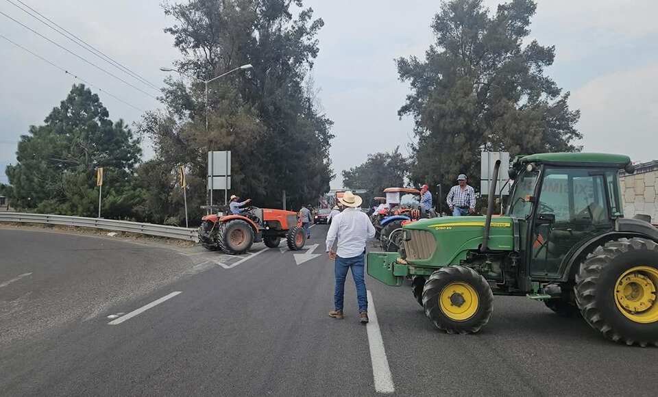 El puerto de Manzanillo, México, vuelve a estar paralizado debido a una huelga.