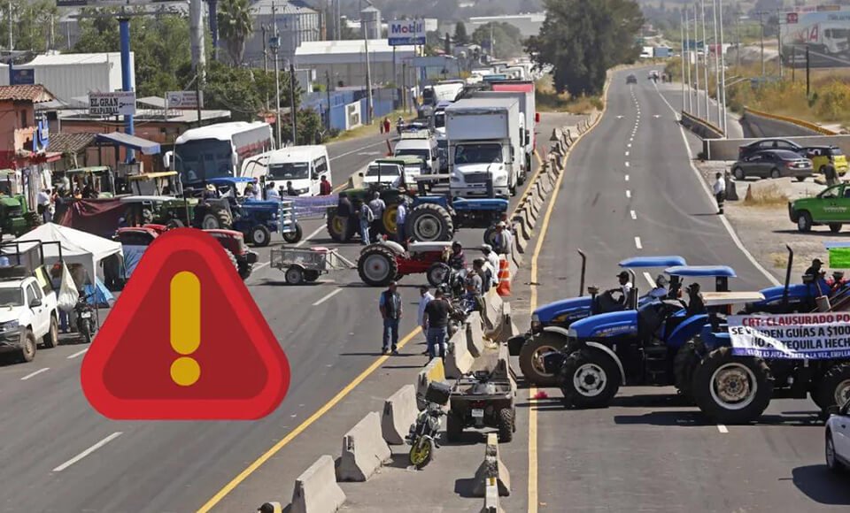 El puerto de Manzanillo, México, vuelve a estar paralizado debido a una huelga.